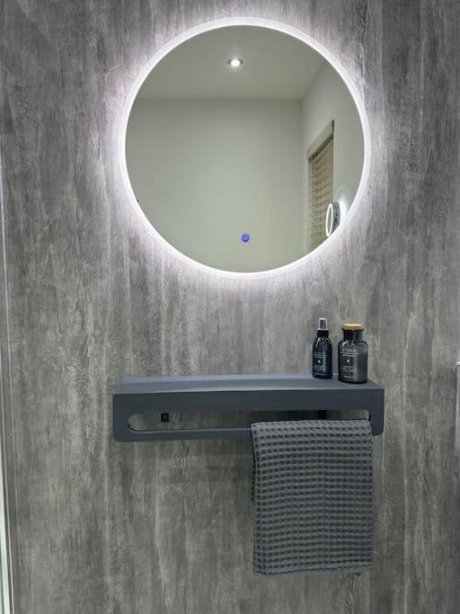 Premium Executive Apartment In Dunfermline Esterno foto