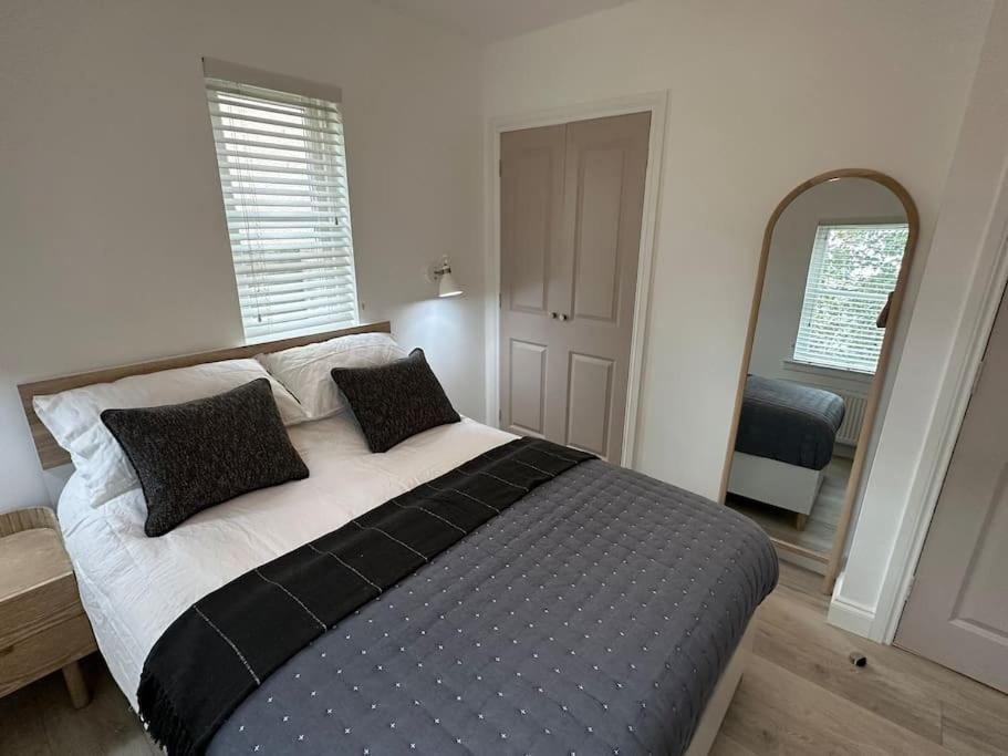 Premium Executive Apartment In Dunfermline Esterno foto