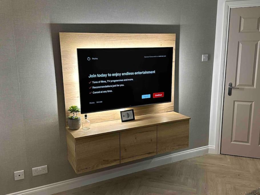 Premium Executive Apartment In Dunfermline Esterno foto