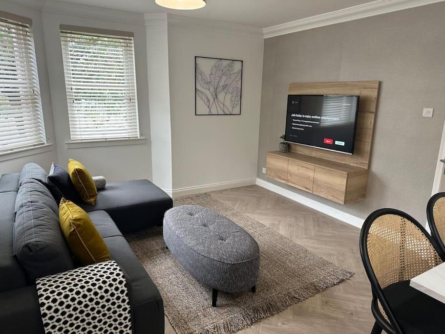 Premium Executive Apartment In Dunfermline Esterno foto